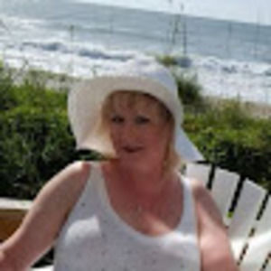 Meet your Posher, Debra